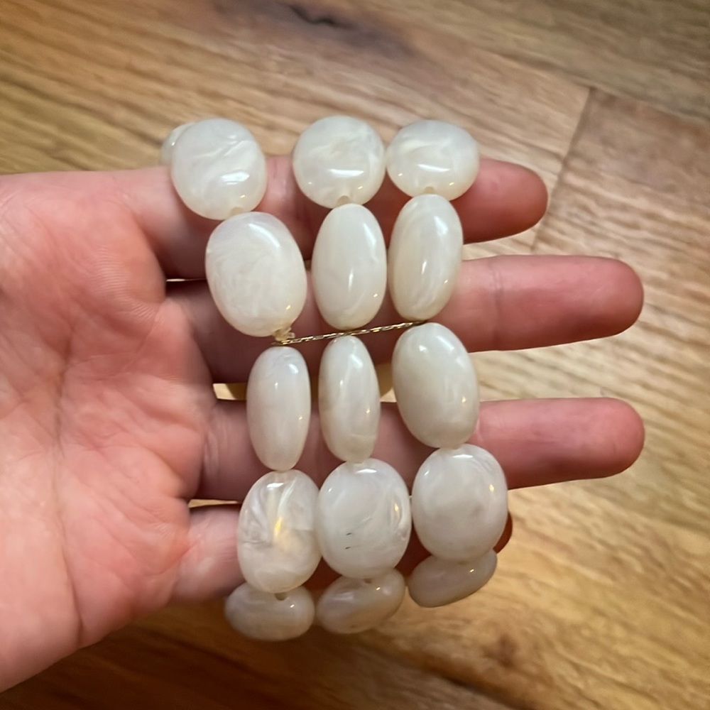 White bead bracelet